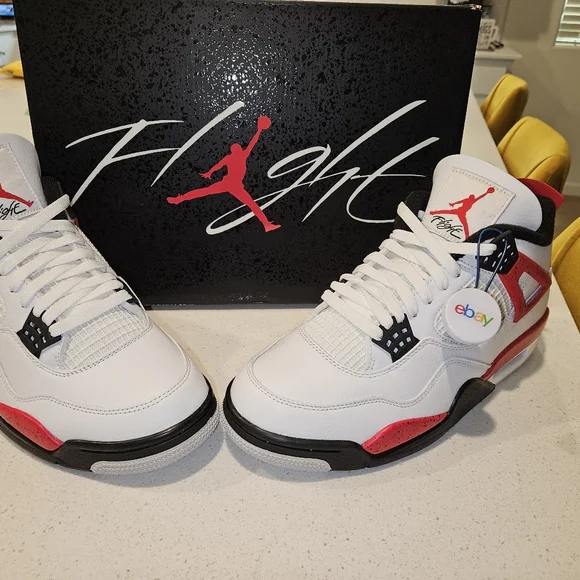 Retro 4 red cement - Picture 4 of 6